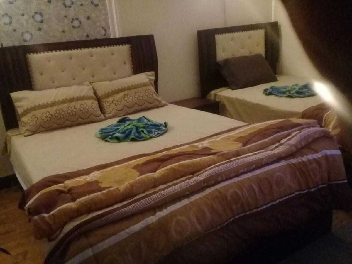 Hi Nile Plaza Hostel Cairo