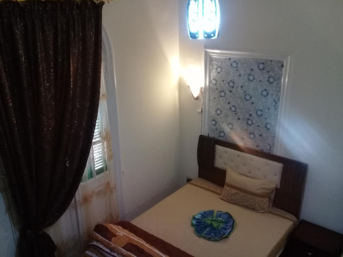 Hi Nile Plaza Hostel *